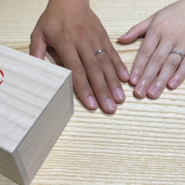 【出雲結(いずもゆい)の口コミ】 デザインはシンプルなものが多く、男性の方でもつけやすいです。価格も納…