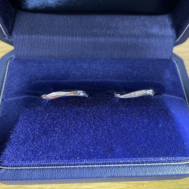 【銀座ダイヤモンドシライシの口コミ】 他のブランドと比較した際に、指輪の着け心地がとてもなめらかでした。長…