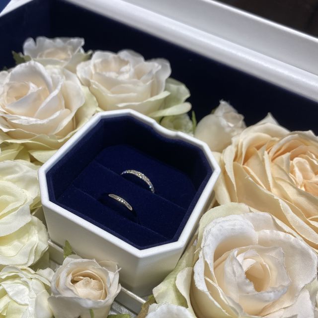 【4℃ BRIDAL(ヨンドシーブライダル)の口コミ】 たくさんの指輪を試着、見学をしましたが、4℃の指輪のつけ心地が良く、フ…