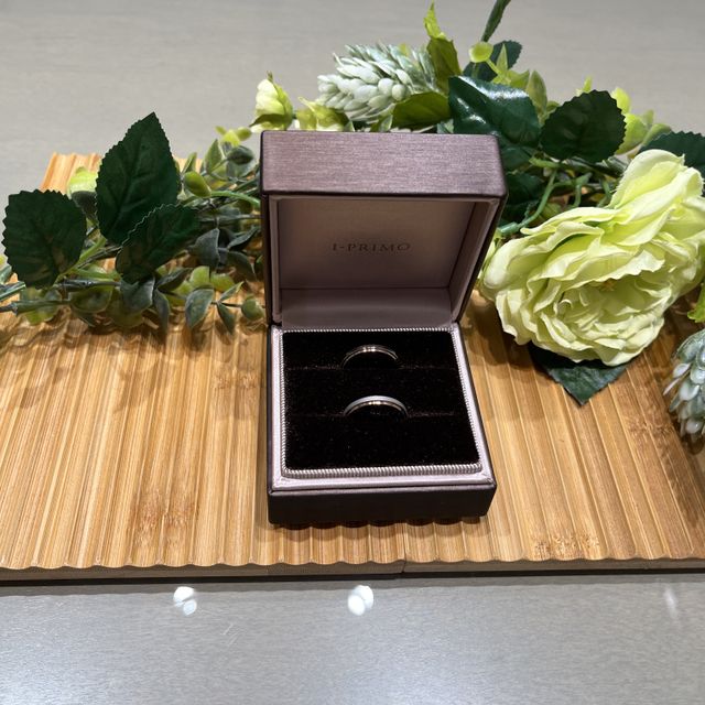 【アイプリモ(I-PRIMO)の口コミ】 どうしてもゴールドが入った指輪を着けたく、いやらしさのないコンビネー…