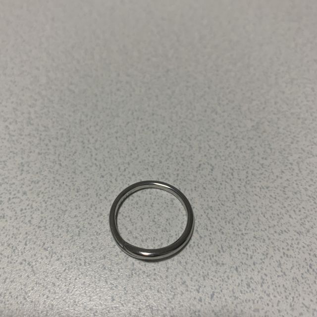 【4℃ BRIDAL(ヨンドシーブライダル)の口コミ】 妻と2人で色々な店舗、各メーカーを見て周り沢山悩みましたが、デザインは…