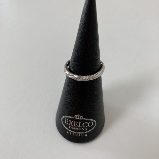 【エクセルコダイヤモンド(EXELCO DIAMOND)の口コミ】 指輪のデザインが可愛かったことと、店員さんの対応がとても丁寧で、気持…