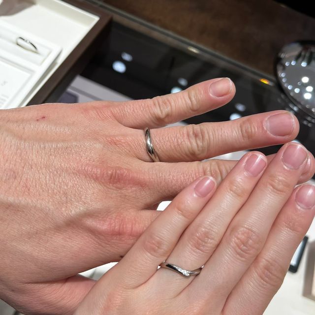 【俄(にわか)の口コミ】 俄の個性的なデザインにHPを見てから惹かれ実際に店舗へ行きました。ショ…