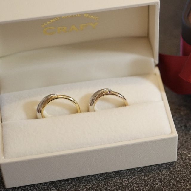 【CRAFY(クラフィ)の口コミ】 2人でオリジナルのを作ろうと思って様々なサンプルを見ながら数日悩んだの…