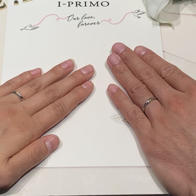 【アイプリモ(I-PRIMO)の口コミ】 指が長く見えるようにひねりのあるデザインを選びました。また私はダイヤ…