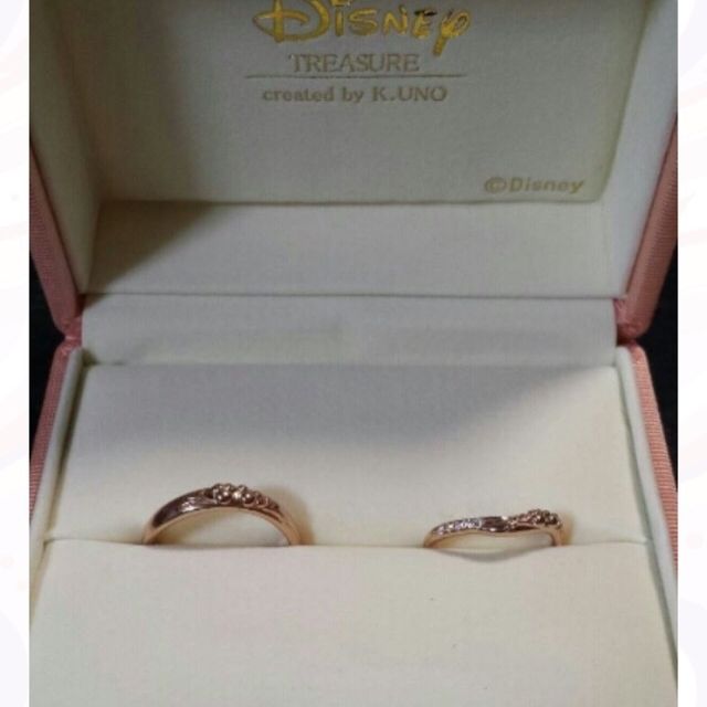 【ケイウノ ブライダル(K.UNO BRIDAL)の口コミ】 完全オーダーでディズニーのデザインにしてもらったので自分達の世界に１…