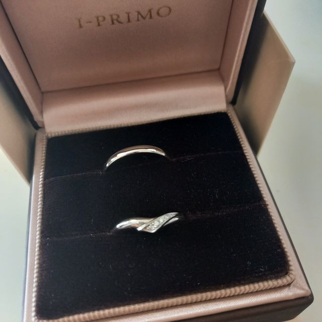 【アイプリモ(I-PRIMO)の口コミ】 Vラインの指輪を着けたくて色んな店舗を見て回ったところ、こちらの店舗で…