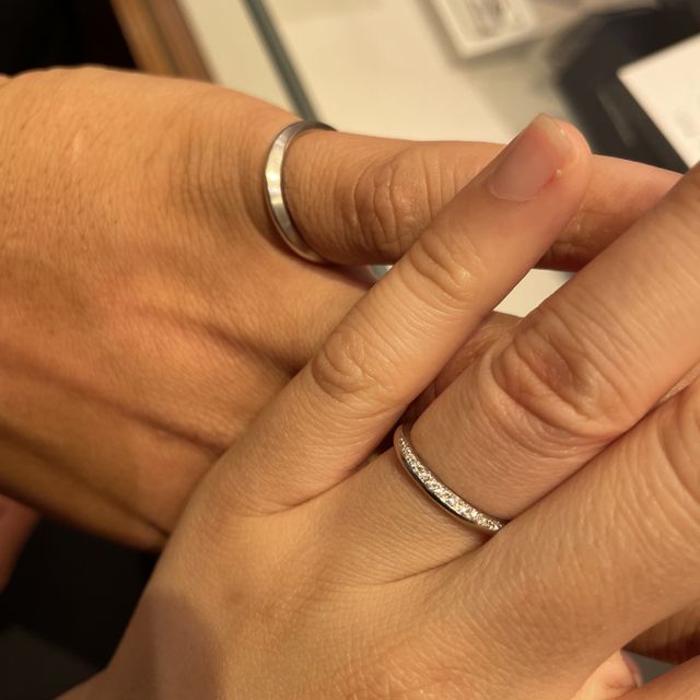 【銀座ダイヤモンドシライシの口コミ】 ギラギラしておらず、ほどよくダイヤモンドがついているのがとてもデザイ…