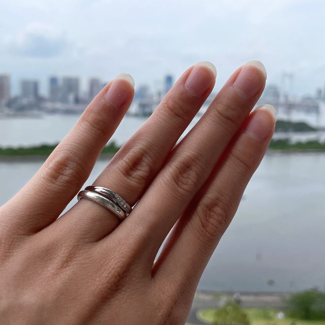 【銀座ダイヤモンドシライシの口コミ】 ストレートよりは動きがあるものがよく、ゼクシィなどを参考にして来店し…