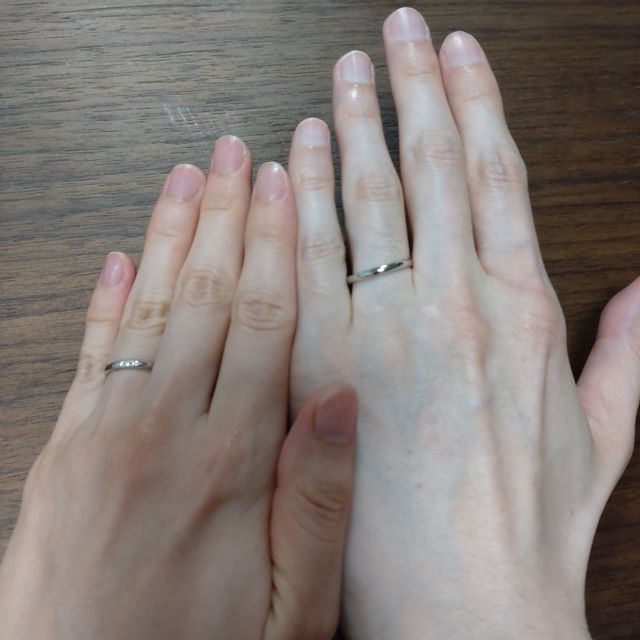 【銀座ダイヤモンドシライシの口コミ】 シンプルだけど、ダイヤがついているものがいいなとおもって、何種類かご…