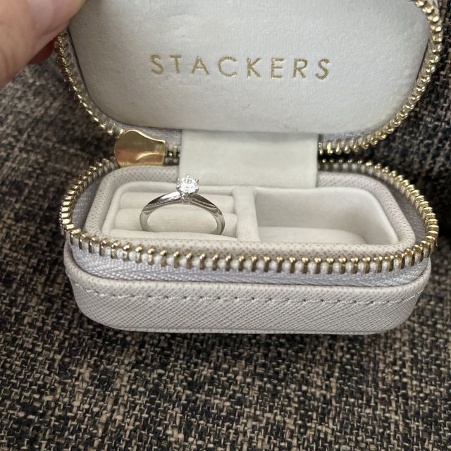 【ティファニー(Tiffany & Co.)の口コミ】 Tiffany&Coに憧れがあり、指輪を選ぶならこのブランドと決めていまし…