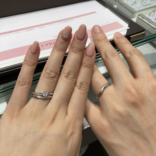 【アイプリモ(I-PRIMO)の口コミ】 指輪ショップを数件回りましたが、デザインが気に入ってこちらを購入しま…