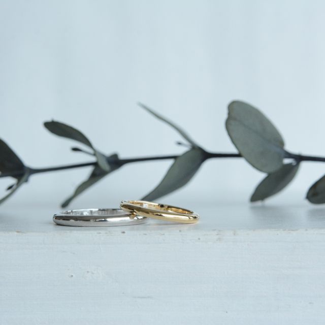 【CRAFY(クラフィ)の口コミ】 私はゴールドがいいと思っていたのと、話を聞いて彼は傷がつきにくいプラ…