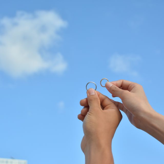 【CRAFY(クラフィ)の口コミ】 私はゴールドがいいと思っていたのと、話を聞いて彼は傷がつきにくいプラ…