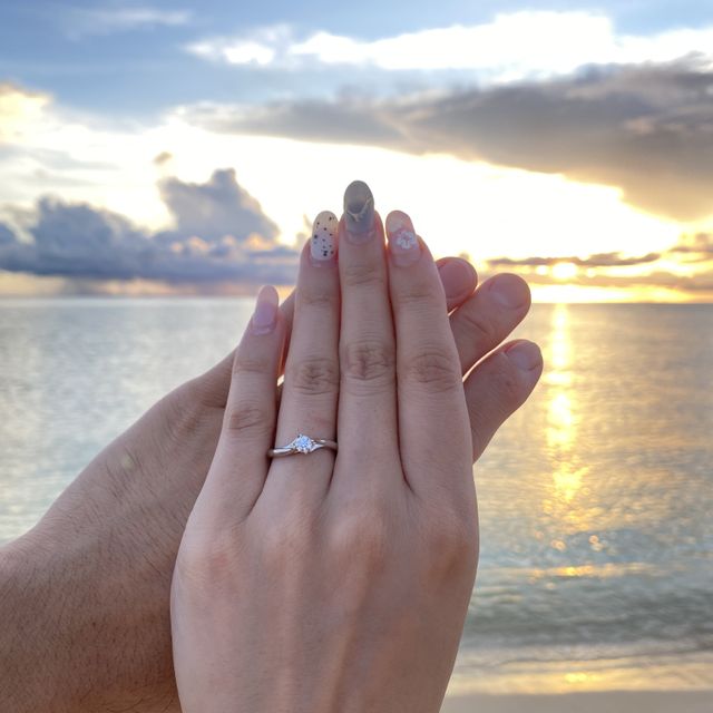 【アイプリモ(I-PRIMO)の口コミ】 指に合った幅で違和感ない見た目でした。またダイヤを極だたせるようなダ…