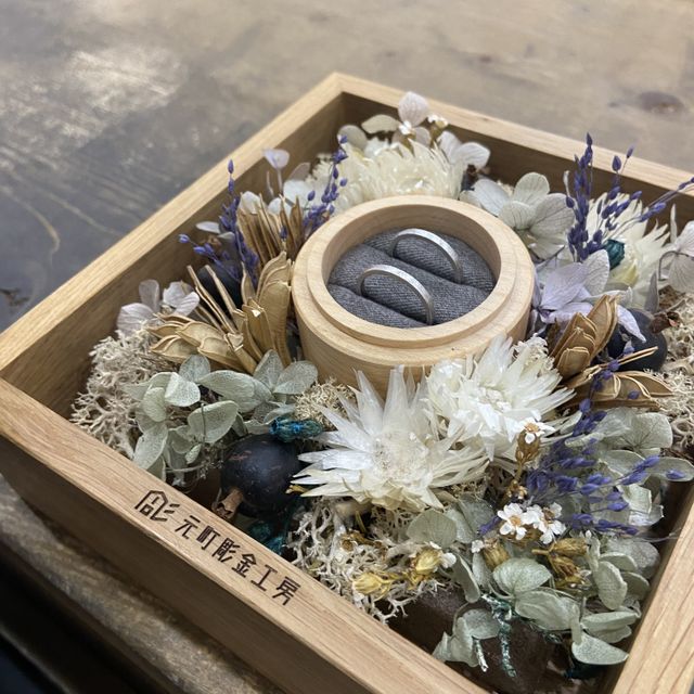 【鎌倉彫金工房の口コミ】 結婚指輪は何か思い出に残る方がいいと思い手作りを選択しました。思った…