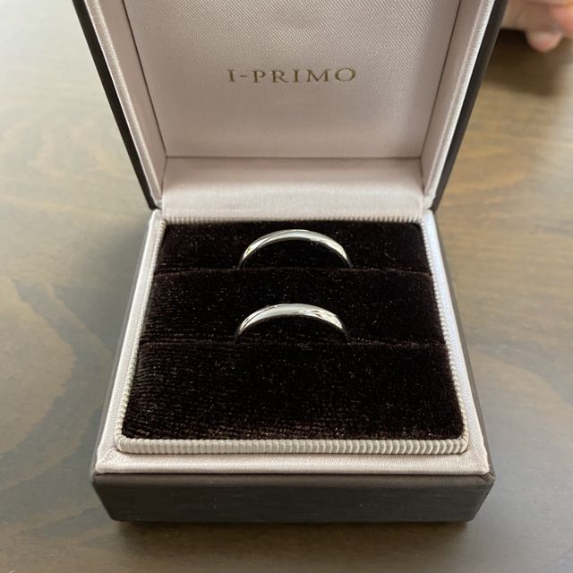 【アイプリモ(I-PRIMO)の口コミ】 自分達の要望通りシンプルながらもマット加工がよりペア感、特別感を引き…