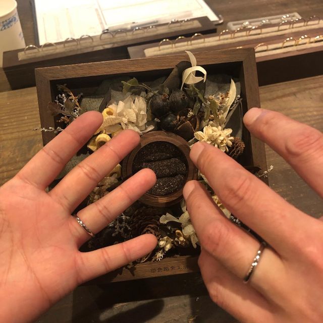【鎌倉彫金工房の口コミ】 普段、金の指輪をすることが多いので、結婚指輪も金がいいと思っていまし…
