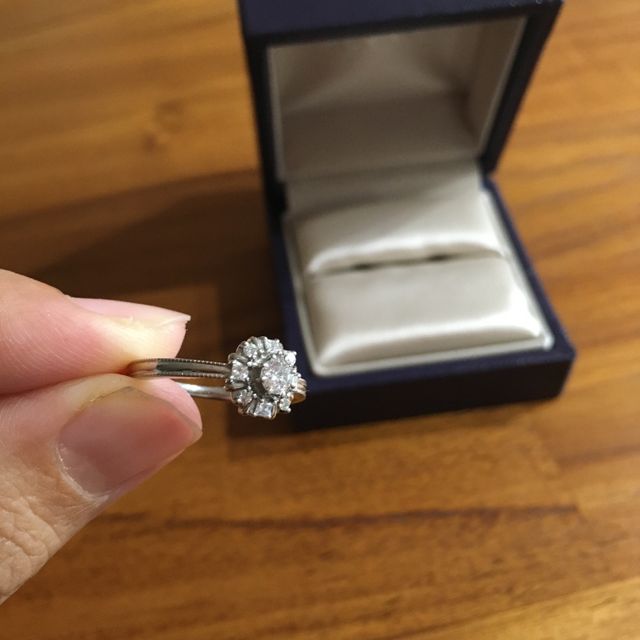 【agete(アガット)の口コミ】 指が太いのがコンプレックスで婚約指輪自体購入する予定はありませんでし…