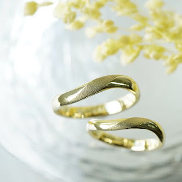 【renri(レンリ)の口コミ】 手作りで着け心地の良い物が良かったのでS字ウェーブにしました。メビウス…