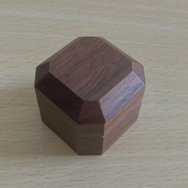 【鎌倉彫金工房の口コミ】 ピンクゴールドで、可愛いけど落ち着いた雰囲気で仕上げられました！
ウェ…