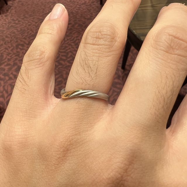 【ケイウノ ブライダル(K.UNO BRIDAL)の口コミ】 意向や思い出を聞いてくださってデザインしていただき、
納得といくもの、…