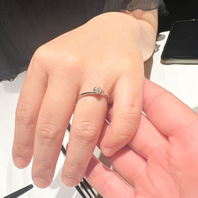 【エクセルコダイヤモンド(EXELCO DIAMOND)の口コミ】 こちらのイメージを伝えたところ、ご担当者様がこれが似合うと思うと言っ…