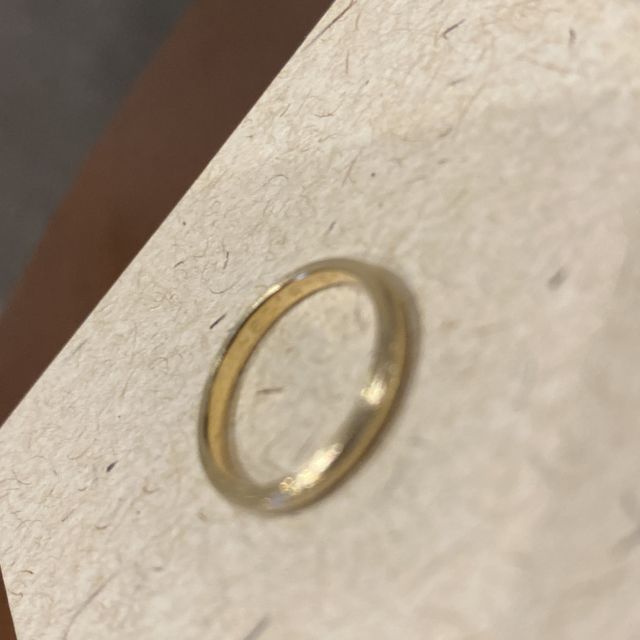 【鎌倉彫金工房の口コミ】 自分達で作れるという点
シンプルなデザインの指輪を普通のブランドで購入…