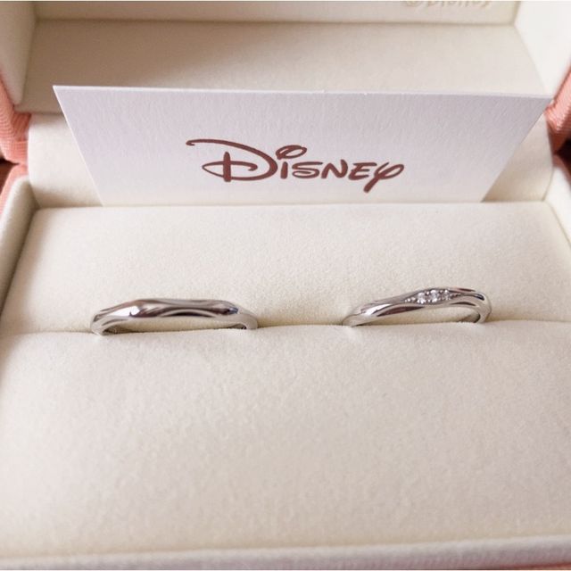 【ケイウノ ブライダル(K.UNO BRIDAL)の口コミ】 リトルマーメイドが大好きなので、結婚指輪はリトルマーメイドがモチーフ…