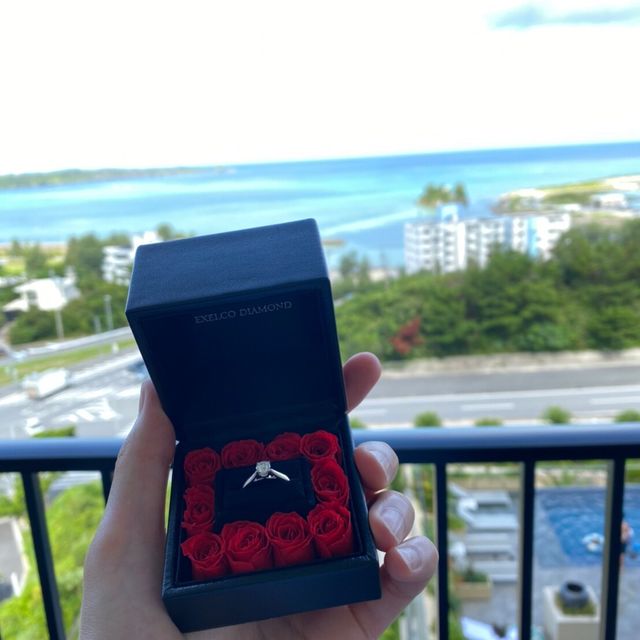 【エクセルコダイヤモンド(EXELCO DIAMOND)の口コミ】 一石でダイヤモンドが非常に綺麗に見えるデザインに惹かれて購入しました…