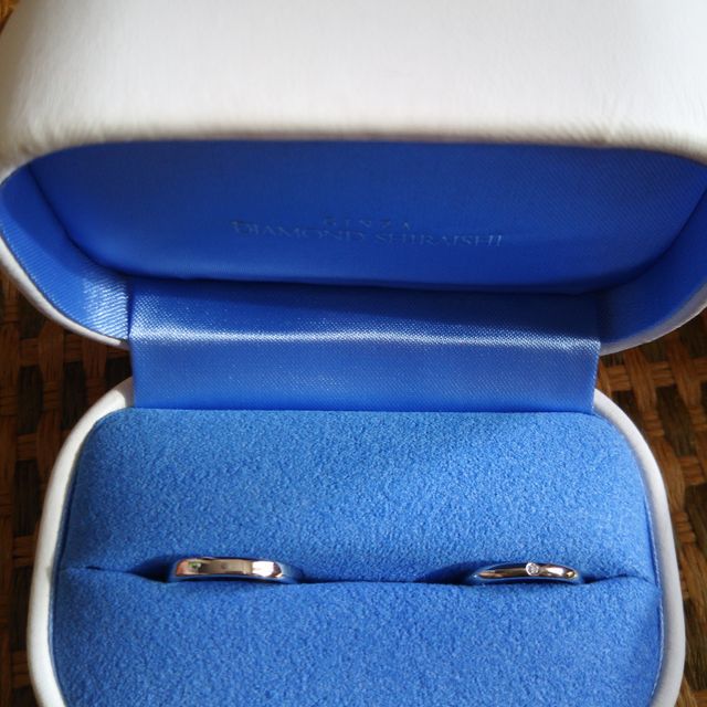 【銀座ダイヤモンドシライシの口コミ】 一生はめる指輪なので、つけてて気にならない指輪にしたかったということ…