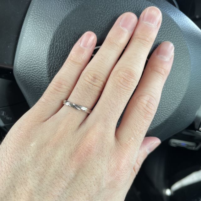 【エクセルコダイヤモンド(EXELCO DIAMOND)の口コミ】 正直こだわりは元々ありませんでしたが、新婦側の指輪を見たときに、この…
