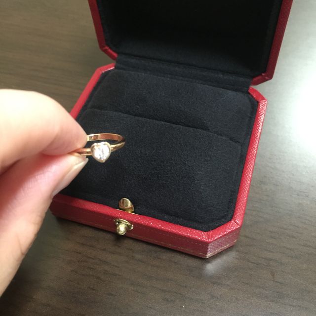 【カルティエ(Cartier)の口コミ】 店舗に行く前にインターネットでどんなのがいいのか探して行きました。そ…