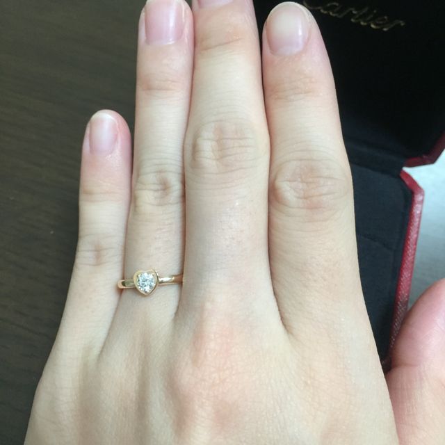 【カルティエ(Cartier)の口コミ】 店舗に行く前にインターネットでどんなのがいいのか探して行きました。そ…