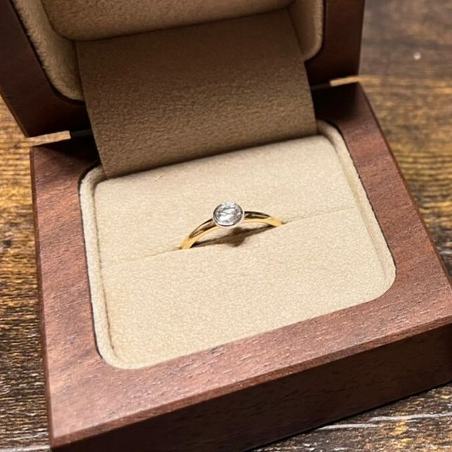 【入倉康ジュエリー工房の口コミ】 ◎曾祖母から譲り受けたダイヤモンドのネックレスを婚約指輪にリメイクした…