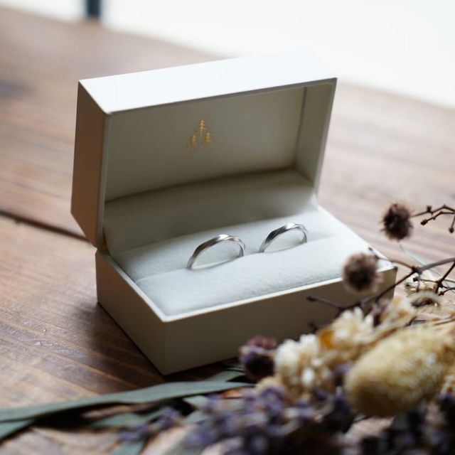 【THREE TREES(スリーツリーズ)の口コミ】 世界にひとつだけの結婚指輪にしたいと思い手作りで出来る指輪を選びまし…