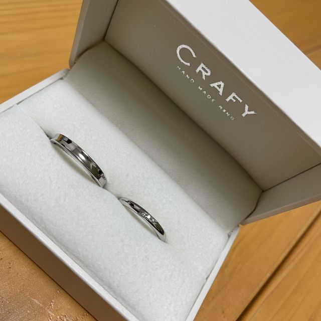 【CRAFY(クラフィ)の口コミ】 彼は平行の形からひょうたんのような少しカーブのかかった、こだわりの形…
