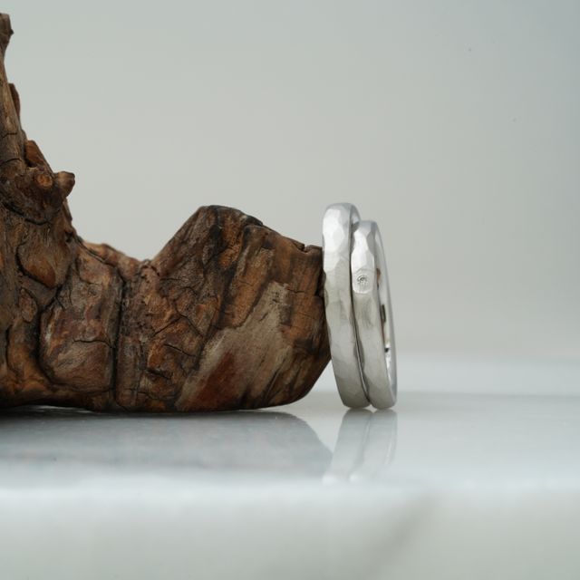 【THREE TREES(スリーツリーズ)の口コミ】 指輪のデザインをふたりで何度も話し合った結果、世界で私たちふたりにし…