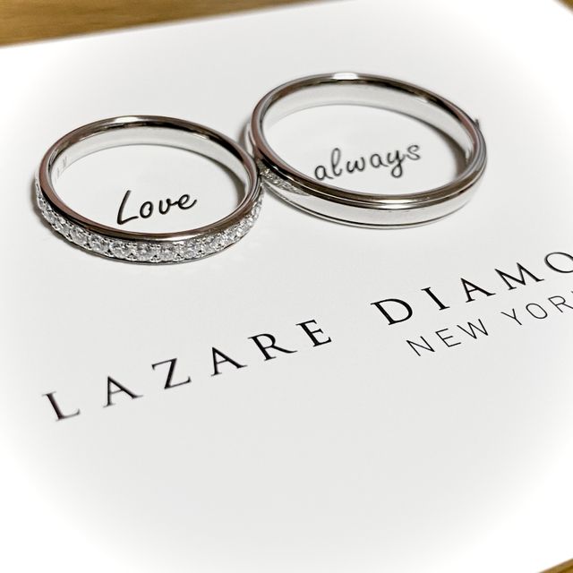 【ラザール ダイヤモンド(LAZARE DIAMOND)の口コミ】 私はハーフエタニティ、彼はシンプルなものまでは決まっていました。
初め…