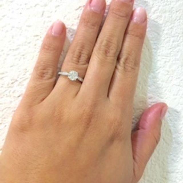 【ティファニー(Tiffany & Co.)の口コミ】 一生に一度のことなのでエンゲージメントリングは、世界的なブランドであ…