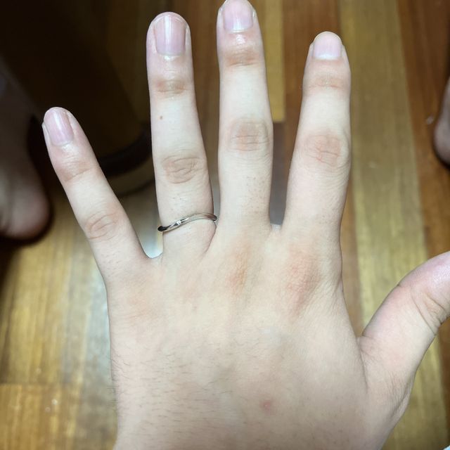 【アイプリモ(I-PRIMO)の口コミ】 デザインがシンプルで可愛くて
ワンポイントの煌めくダイヤが素敵で一目惚…