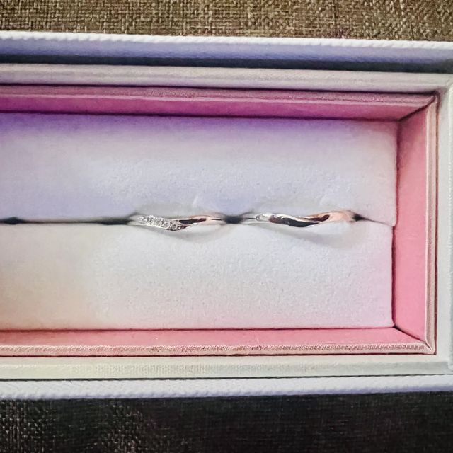 【nocur(ノクル)の口コミ】 いろんな指輪を見て悩んだらした時にスタッフさんが色々話を聞かせてくだ…