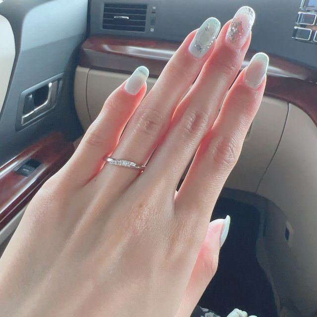 【銀座ダイヤモンドシライシの口コミ】 指輪のデザインがとても気に入り価格もお手頃な価格だったため購入しまし…