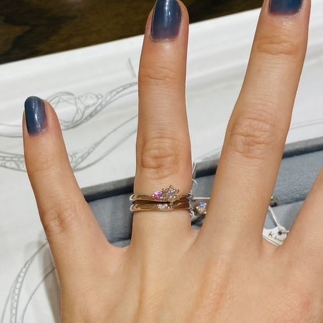 【ケイウノ ブライダル(K.UNO BRIDAL)の口コミ】 ダイヤがウェーブに入っている指輪のデザインを探しており、色々なお店を…