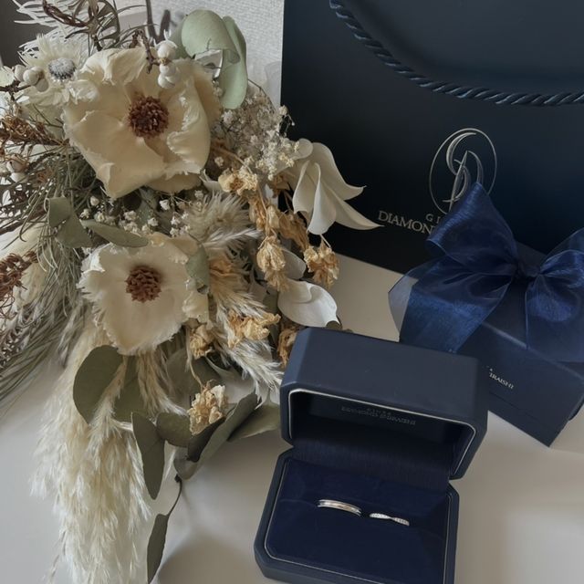 【銀座ダイヤモンドシライシの口コミ】 仕事で重たいものを持ったりもするので埋め込まれているタイプにしました…