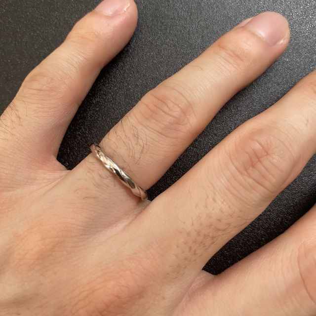 【銀座ダイヤモンドシライシの口コミ】 指輪のデザインが豊富だったので二人で自由に選ぶことができました。リン…