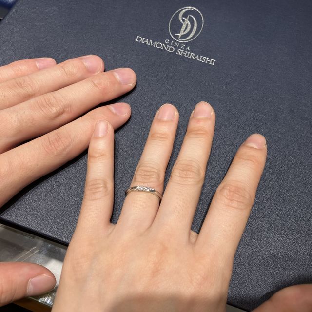 【銀座ダイヤモンドシライシの口コミ】 自分達の好みをまずはアンケートとってもらいそれにあう指輪をたくさんだ…