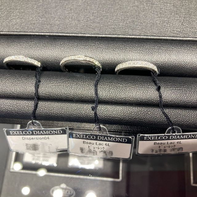 【エクセルコダイヤモンド(EXELCO DIAMOND)の口コミ】 ビューレック4lは側面のミル打ちが特徴的で、他社ブランドと比較してもこ…