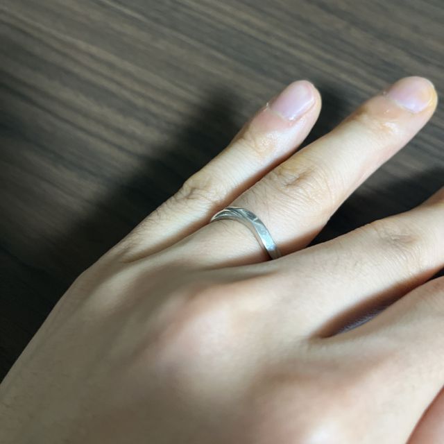 【ラザール ダイヤモンド(LAZARE DIAMOND)の口コミ】 女性用が綺麗でそのペアでした。女性用は3セキながら輝きが綺麗でとても美…