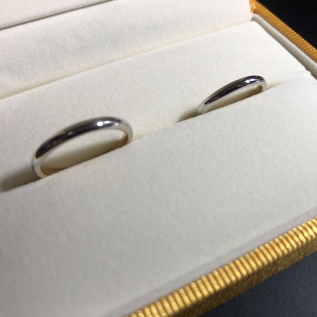 【ケイウノ ブライダル(K.UNO BRIDAL)の口コミ】 プラチナベースでシンプルなデザインのリングを探していました。ただシン…